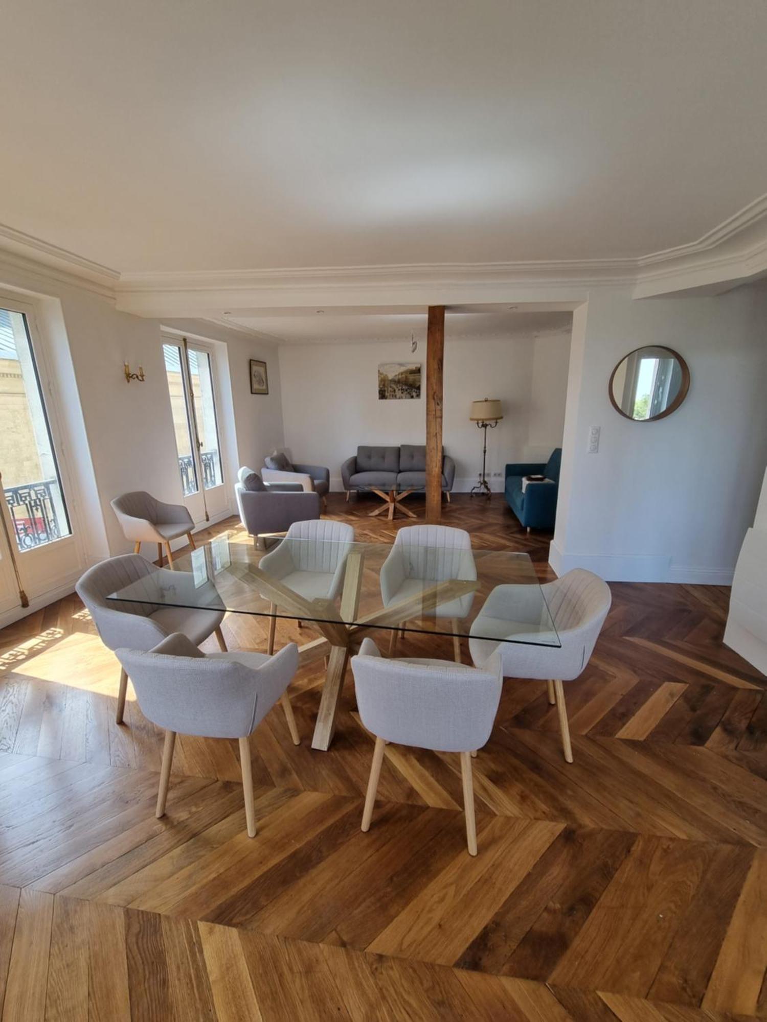 Face Chateau St Germain En Laye, Appartement 4 A 6 Personnes, 23 Min De Paris Champs-Elysees Saint-Germain-en-Laye Exteriör bild