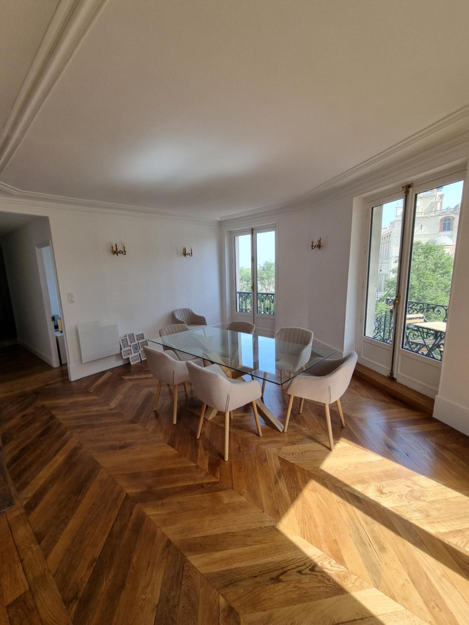 Face Chateau St Germain En Laye, Appartement 4 A 6 Personnes, 23 Min De Paris Champs-Elysees Saint-Germain-en-Laye Exteriör bild